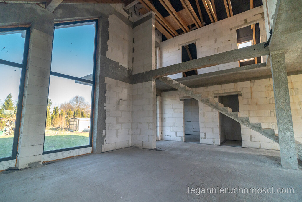 Dom, 5 pokoi, 155,44 m², Ulim