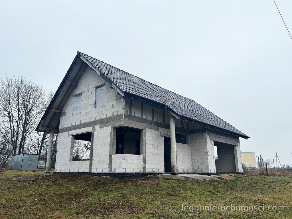 Dom, 5 pokoi, 244,12 m², Lubno