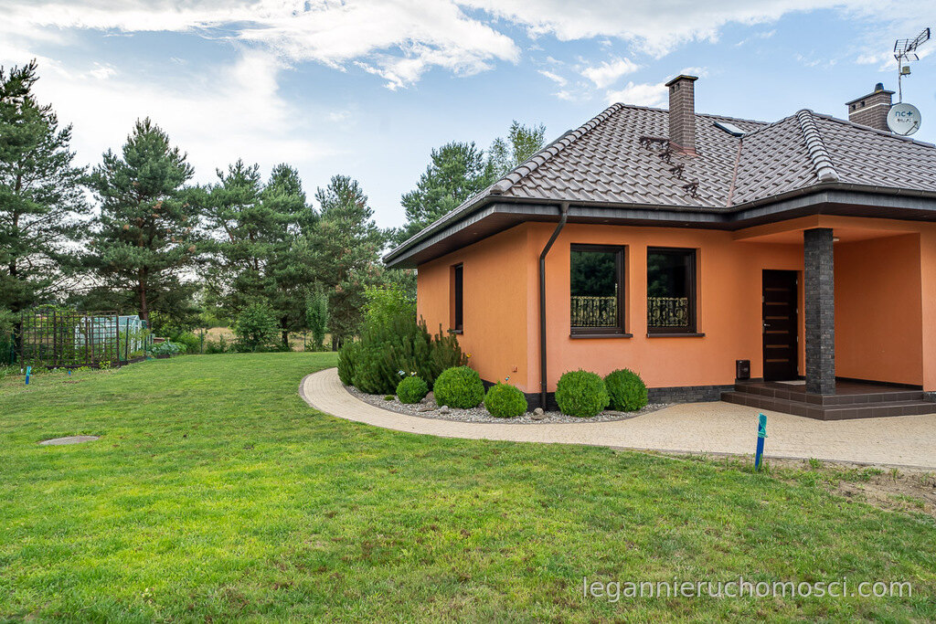 Dom, 4 pokoje, 163,62 m², Chwalęcice