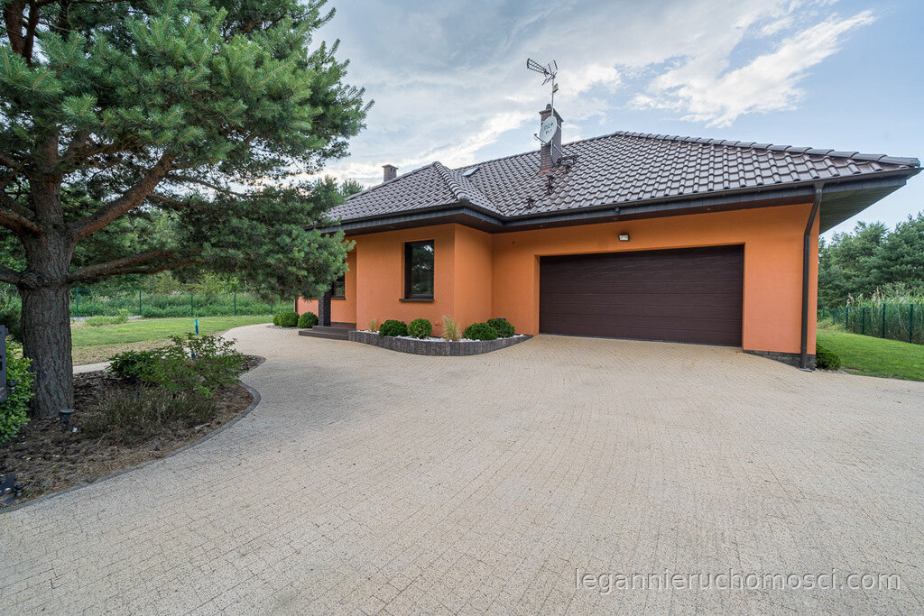 Dom, 4 pokoje, 163,62 m², Chwalęcice