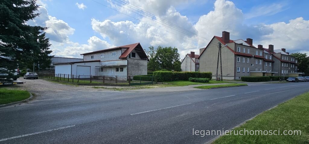 Obiekt komercyjny, 9 pokoi, 272,52 m², Lipiany