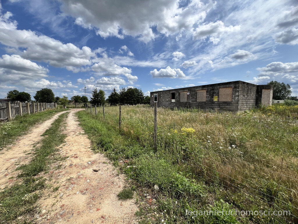 Dom, 4 pokoje, 6 858,00 m², Osiedle Poznańskie