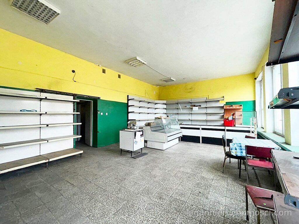Lokal komercyjny, 151,00 m², Jeniniec