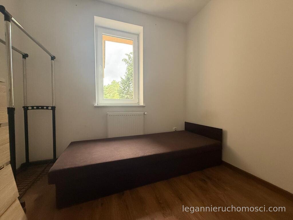 Dom, 13 pokoi, 400,00 m², Prądocin