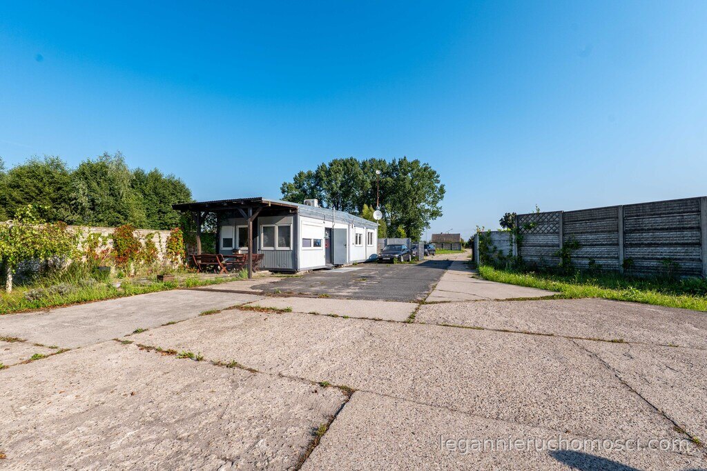 Obiekt komercyjny, 550,00 m², Deszczno