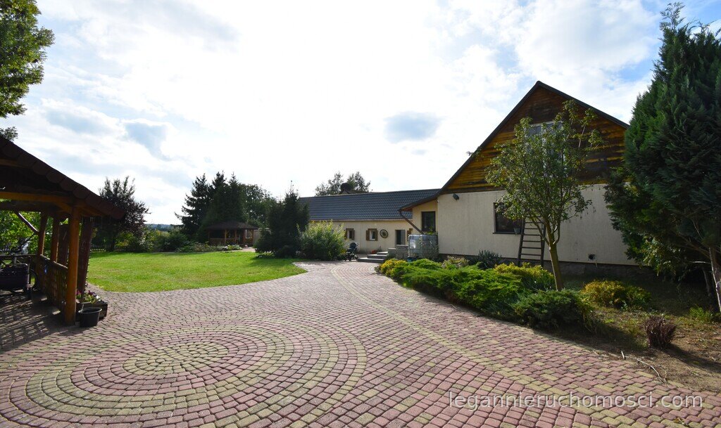 Dom, 4 pokoje, 126,00 m², Ściechówek
