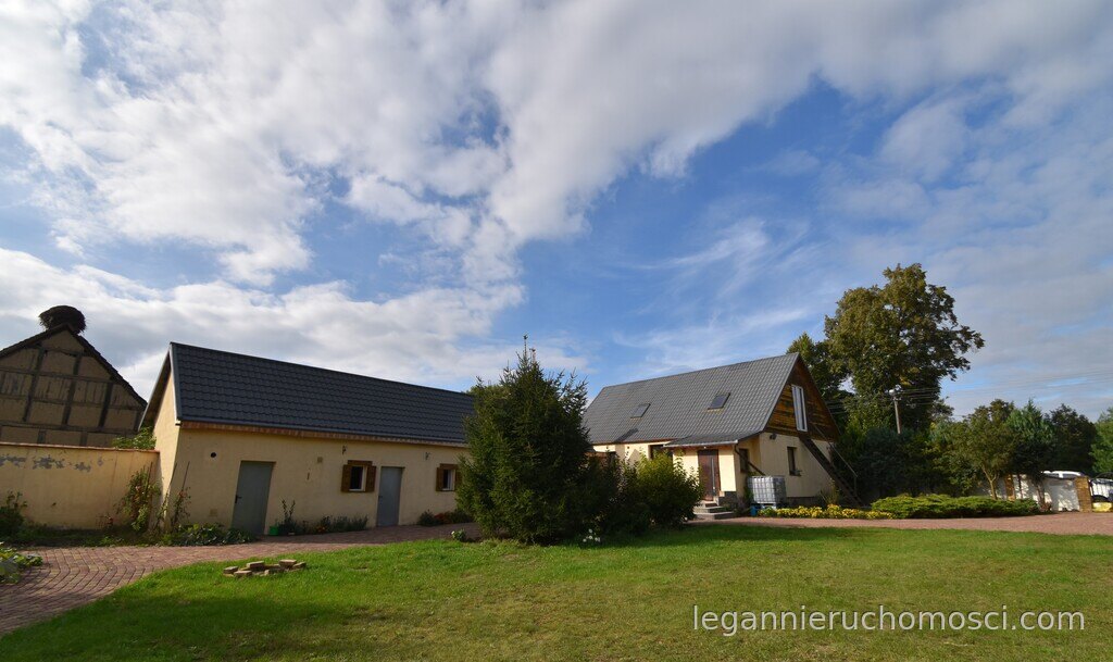 Dom, 4 pokoje, 126,00 m², Ściechówek