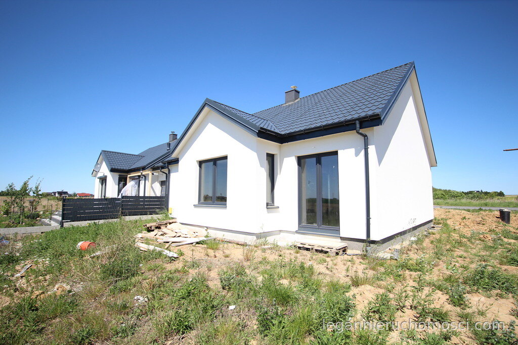 Dom, 4 pokoje, 110,00 m², Ożar