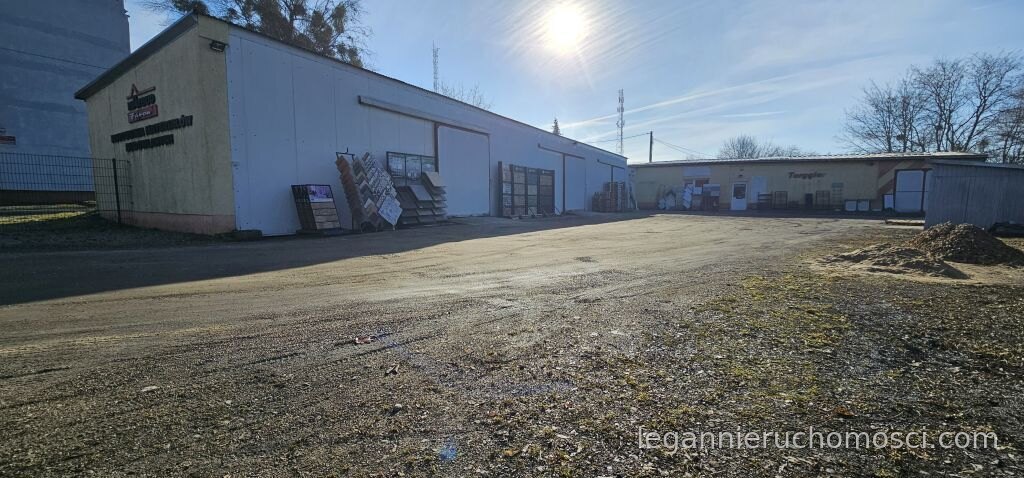 Obiekt komercyjny, 423,00 m², Dębno