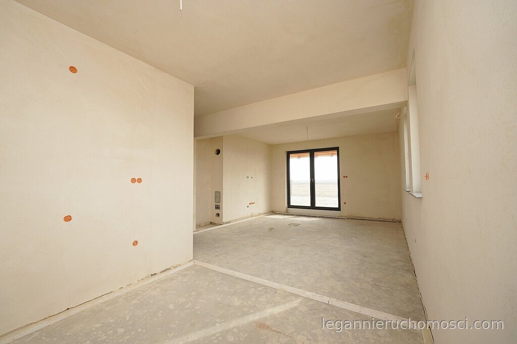 Dom, 4 pokoje, 137,00 m², Deszczno