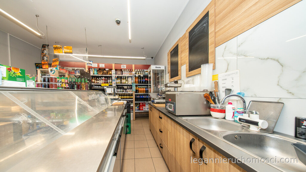 Lokal komercyjny, 66,34 m², Witnica