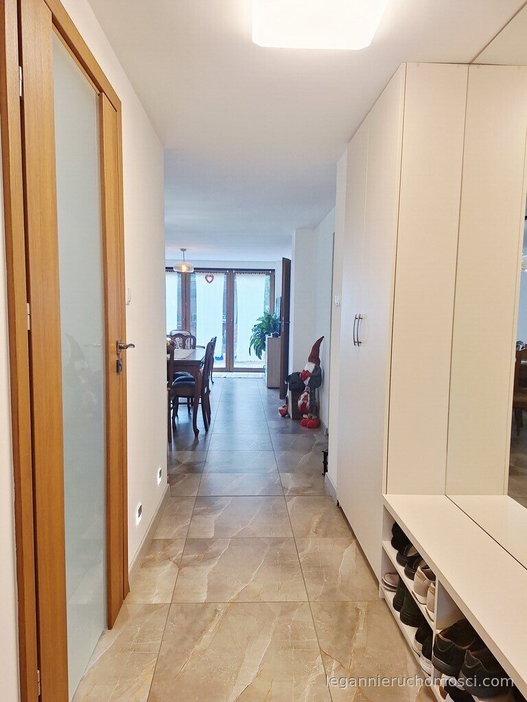 Dom, 7 pokoi, 200,00 m², Różanki
