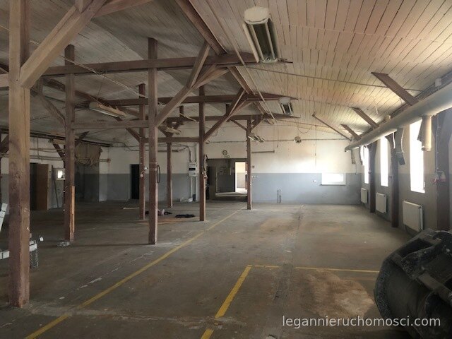 Obiekt komercyjny, 1 pokój, 1 000,00 m², Deszczno