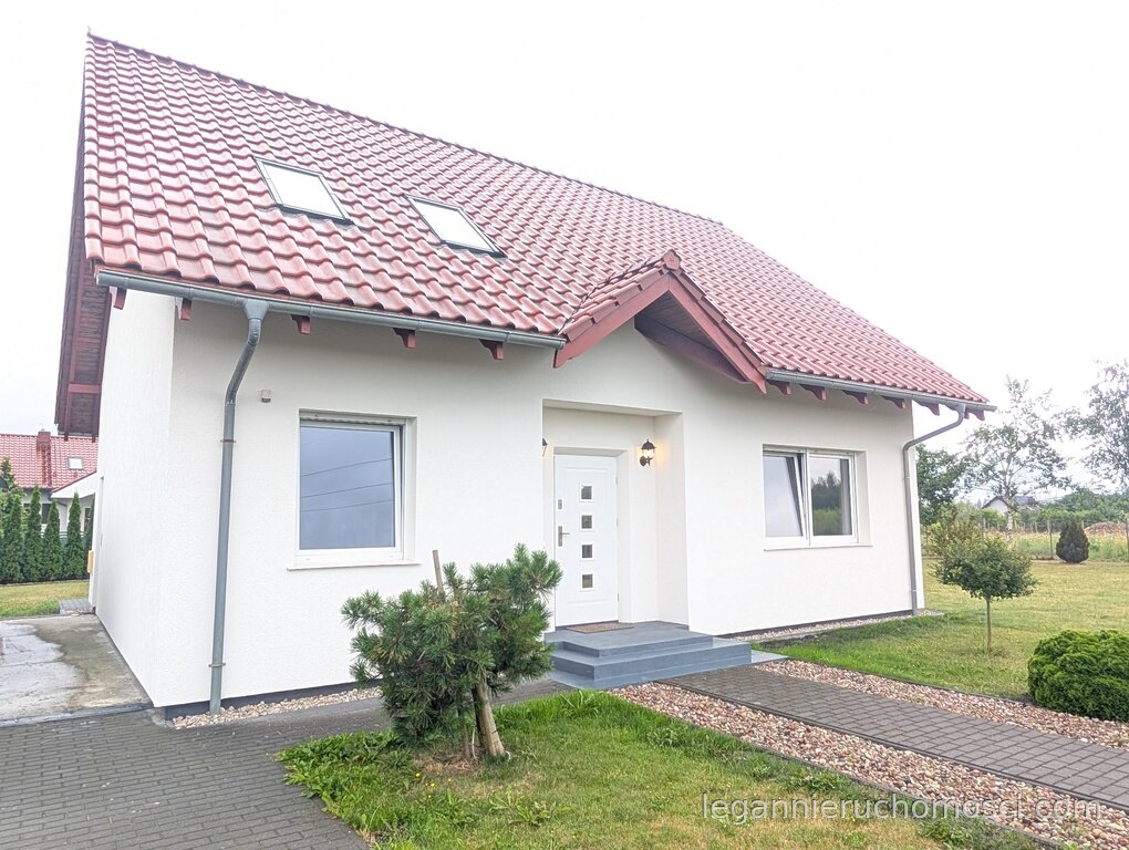 Dom, 5 pokoi, 131,80 m², Wawrów