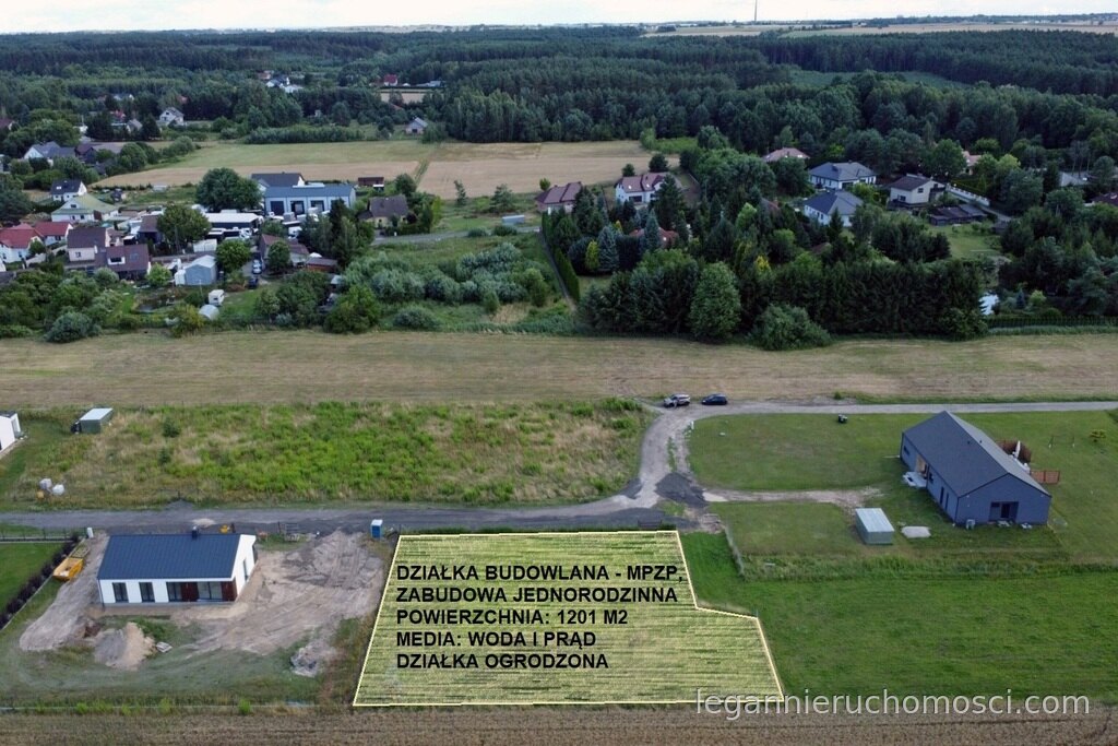 Działka, Santocko