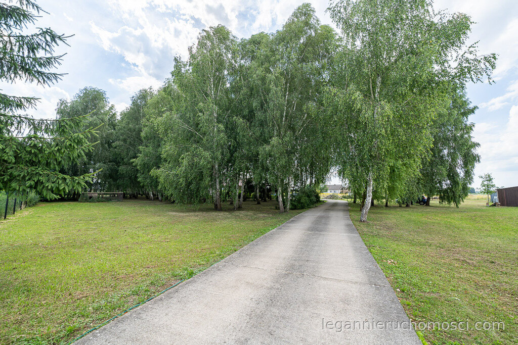 Dom, 4 pokoje, 187,37 m², Deszczno