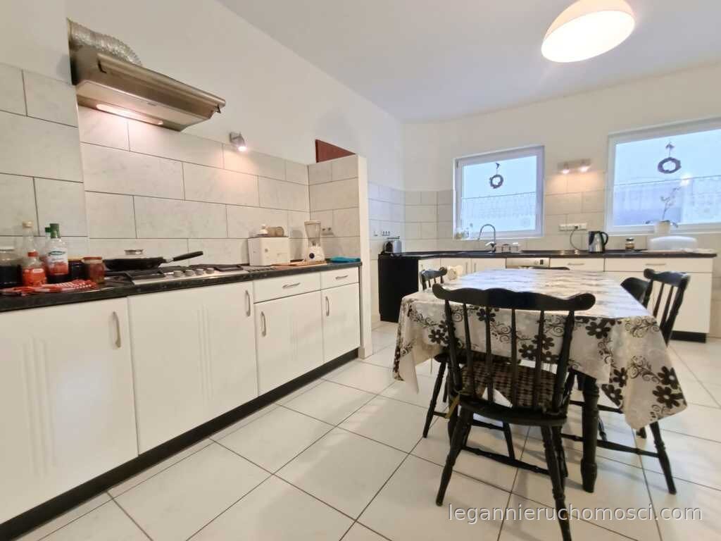 Dom, 9 pokoi, 381,42 m², Lubniewice